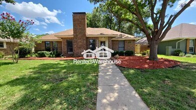 Building Photo - FOR RENT - MOVE IN READY - 3BEDS 2BATHS