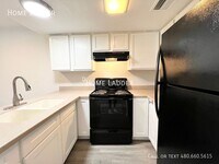 Building Photo - 4959 S Park Ave