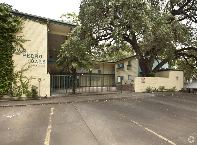 Building Photo - San Pedro Oaks