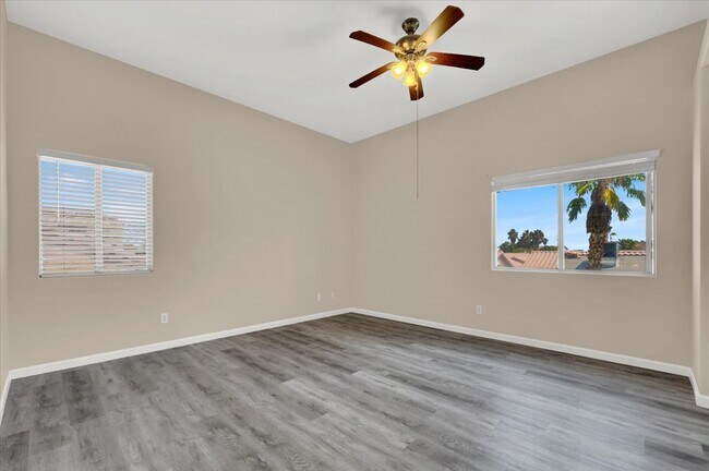 Building Photo - 4646 Spruce Oak Dr