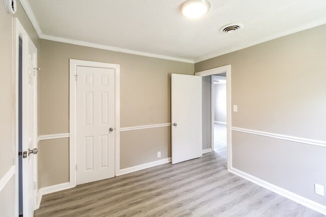 Building Photo - 3452 Doster Way