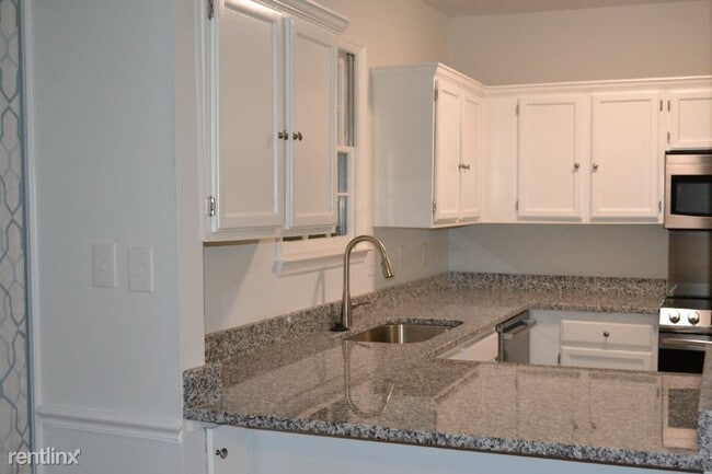 Building Photo - 2 br, 2 bath Condo - 3306 Selwyn Farms Ln