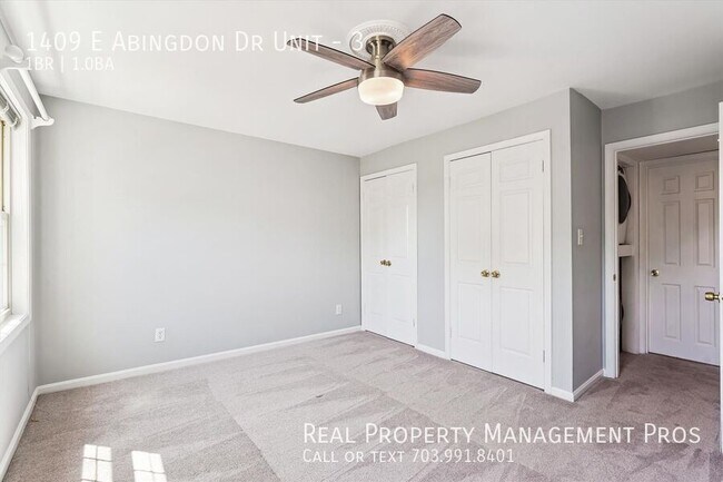 Building Photo - 1409 E Abingdon Dr
