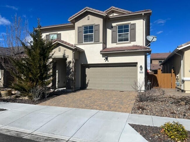 Building Photo - Newer Home within Red Hawk Golf Community!
