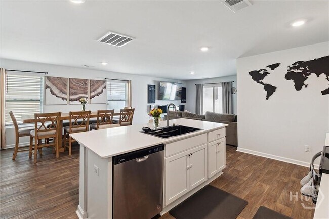 Building Photo - 448 Flat Rock Trace