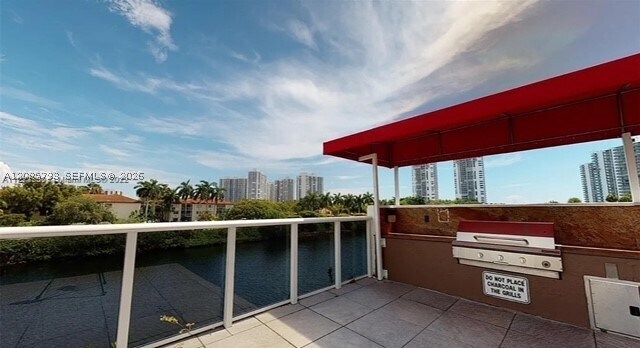 Building Photo - 3625 N Country Club Dr