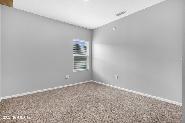 Building Photo - 150 Logrono Ct