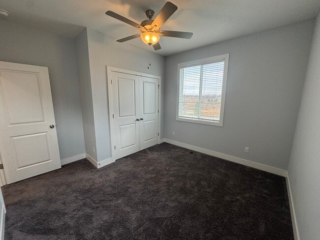 Building Photo - Luxury 5BR 4 BA Home w/ Pool and Clubhouse Access in GREAT location!