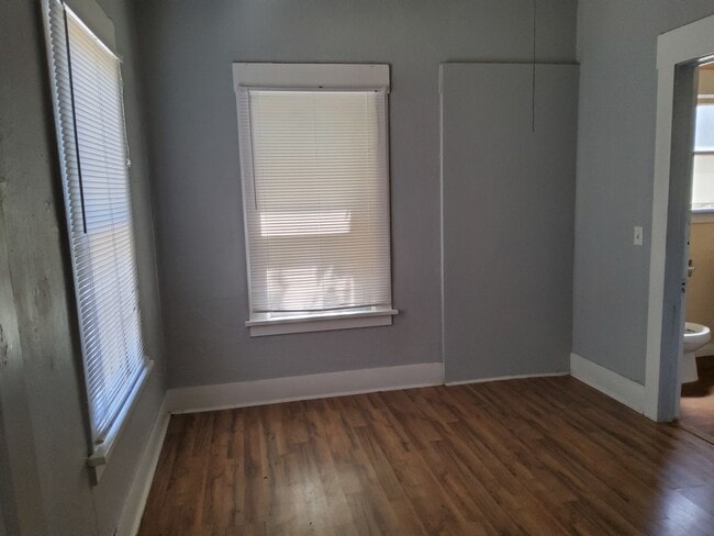 Building Photo - 506 Fig St