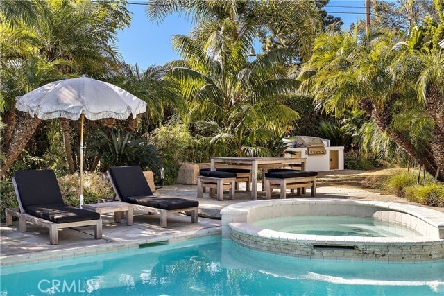 Building Photo - 31941 Paseo Cielo