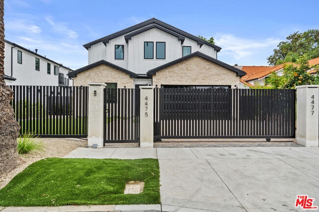 Building Photo - 4475 Mammoth Ave