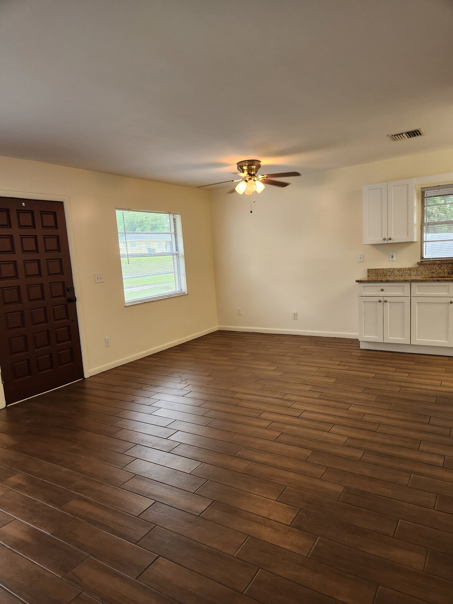 Dining Area - 1260 5th St