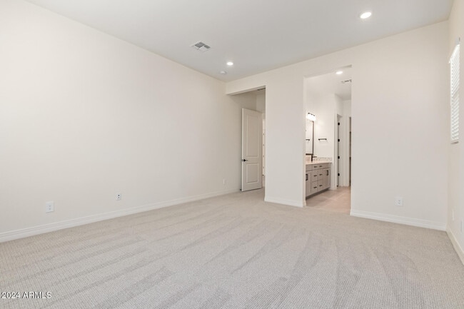 Building Photo - 22681 E Bonanza Way