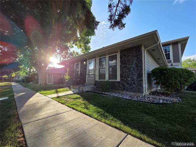 Building Photo - 1250 S Monaco St Pkwy