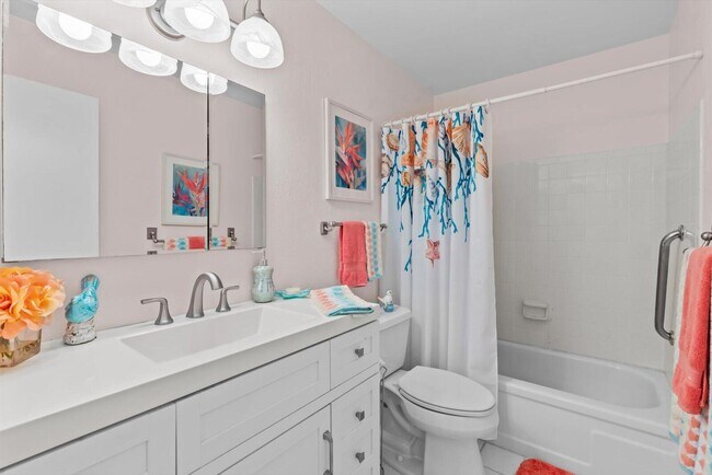 Building Photo - 2929 SE Ocean Blvd