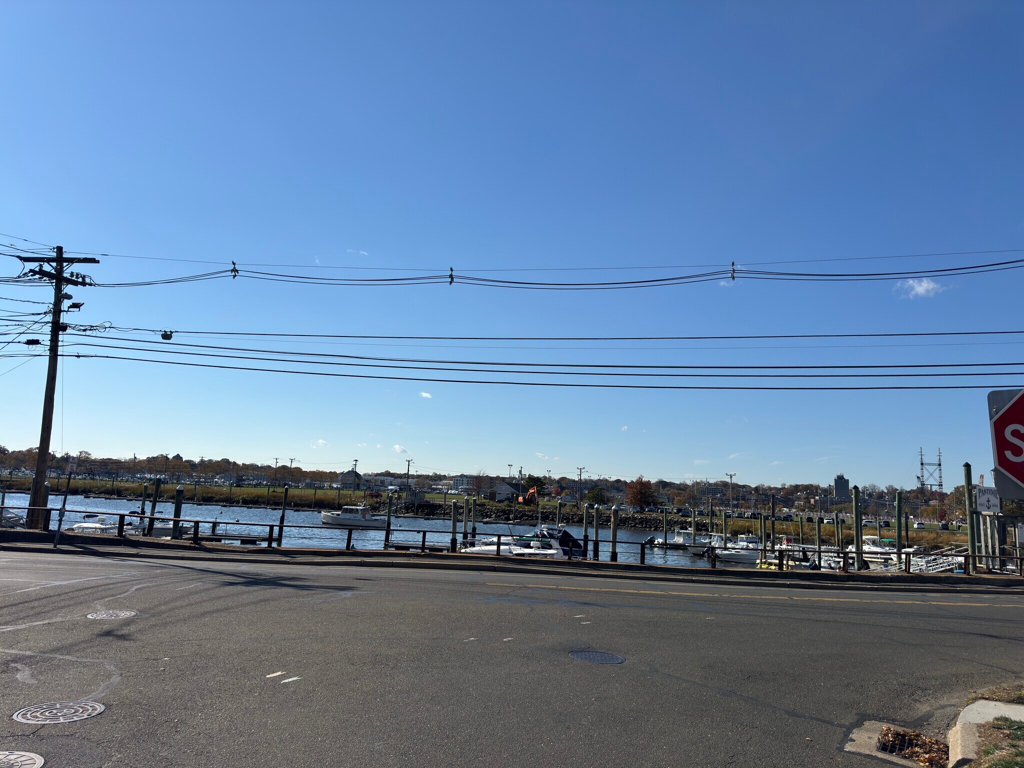 Building Photo - 14 Osborne Ave