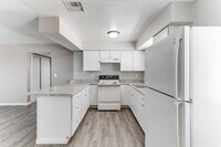 Building Photo - ? Renovated 2-Bed Oasis in the Heart of Do...