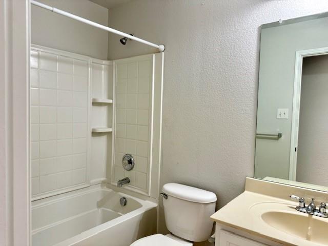 Building Photo - 1744 Thorntree Ln