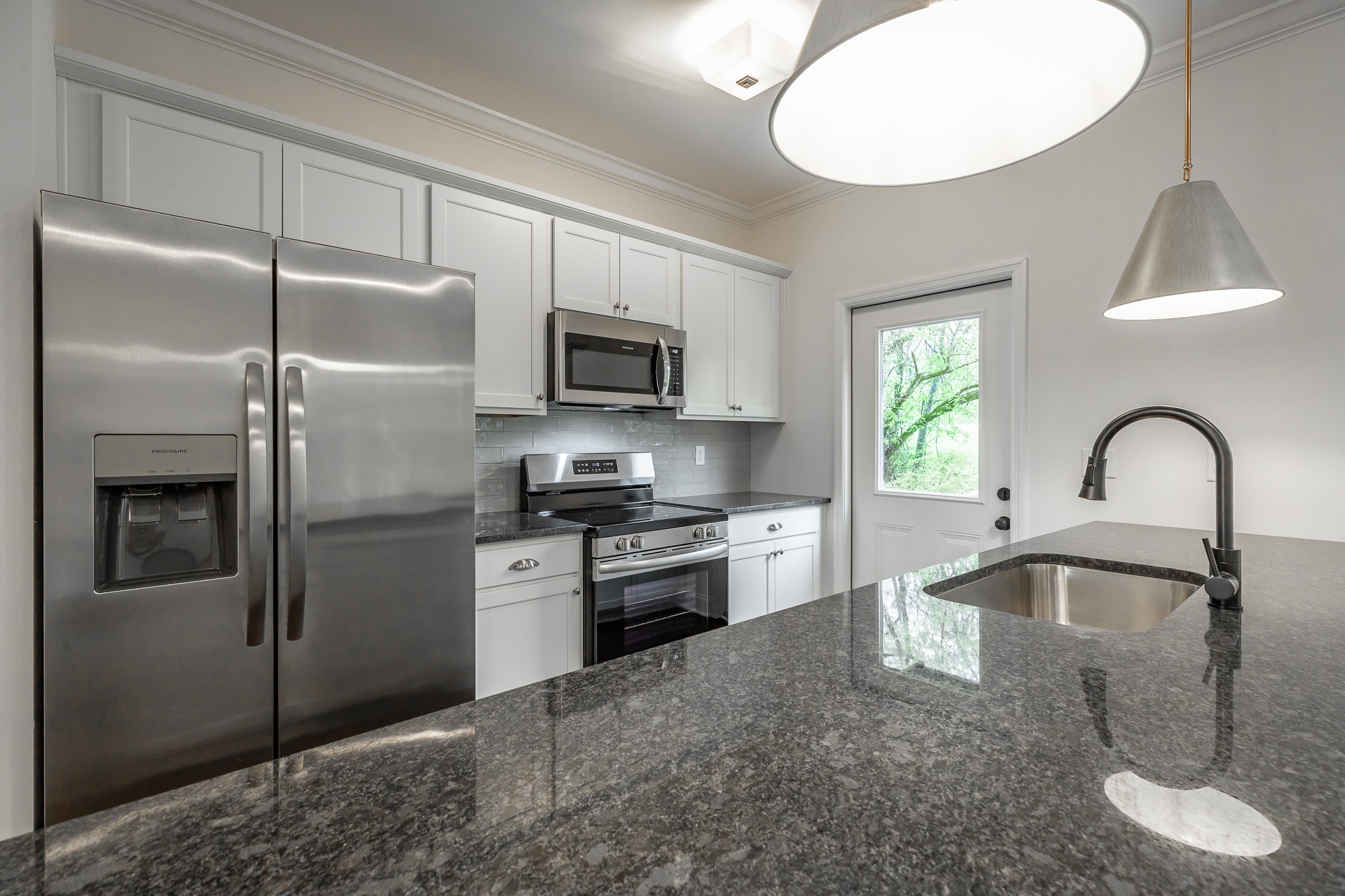 Building Photo - 5547 Stream Ln