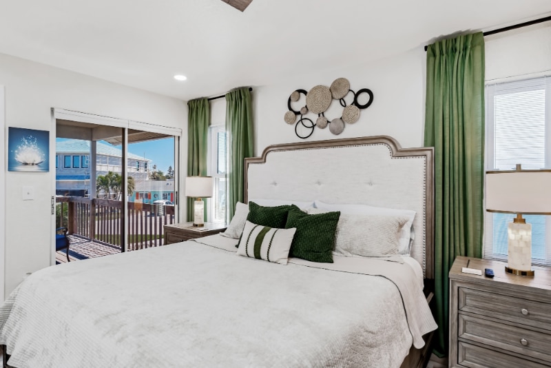 Building Photo - 17729 1st St E