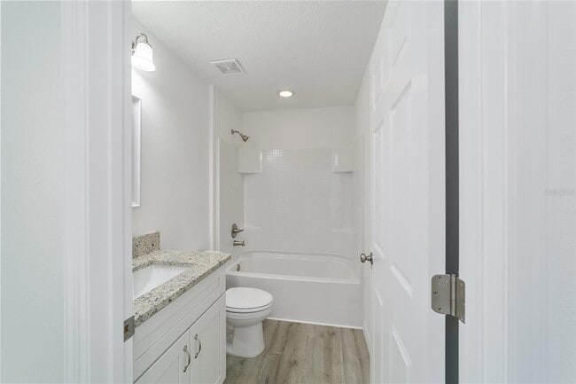 Building Photo - 5058 SW 154 Loop