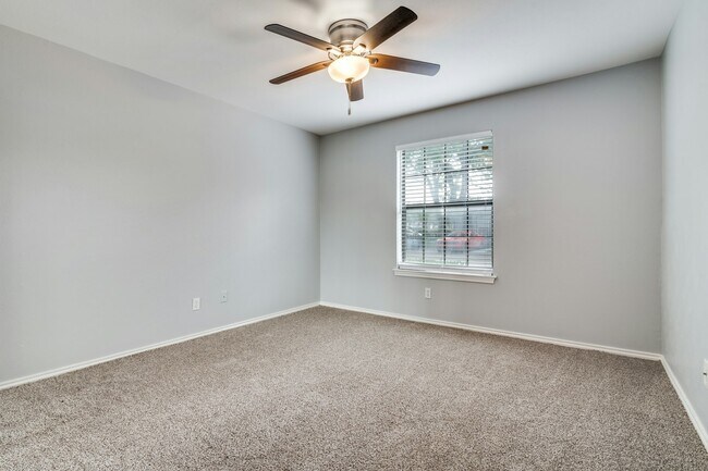 Building Photo - 4420 Chaha Rd
