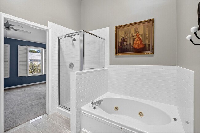 Building Photo - Charming Limestone Hills West Townhome - C...