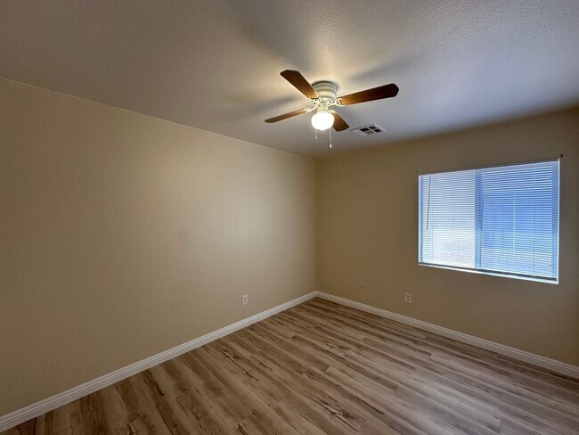 Building Photo - 4bed house ready for occupancy