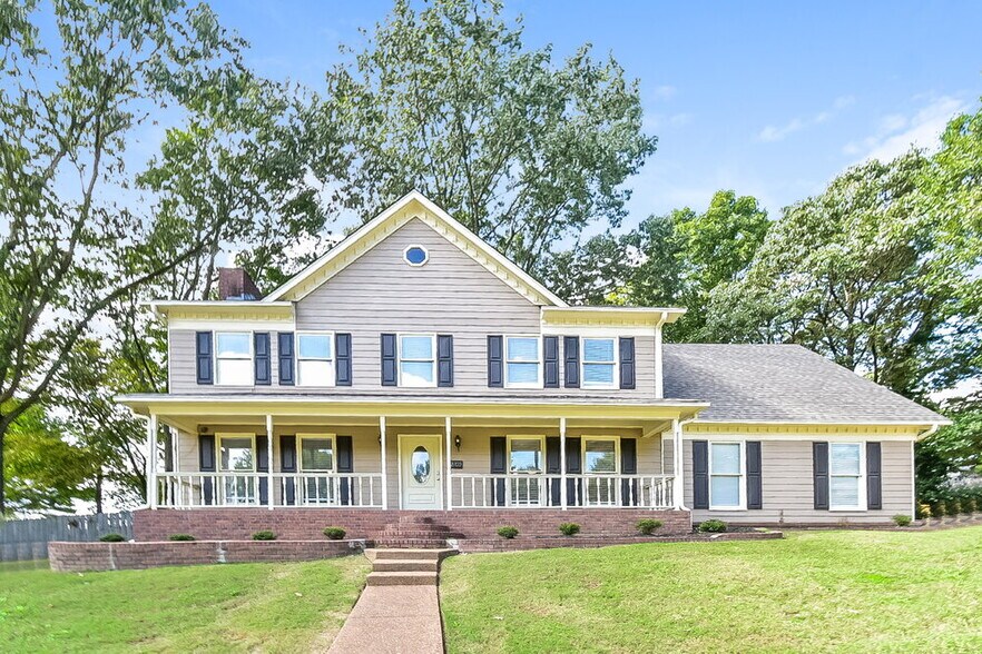 Primary Photo - 2703 Misty Woods Cove N