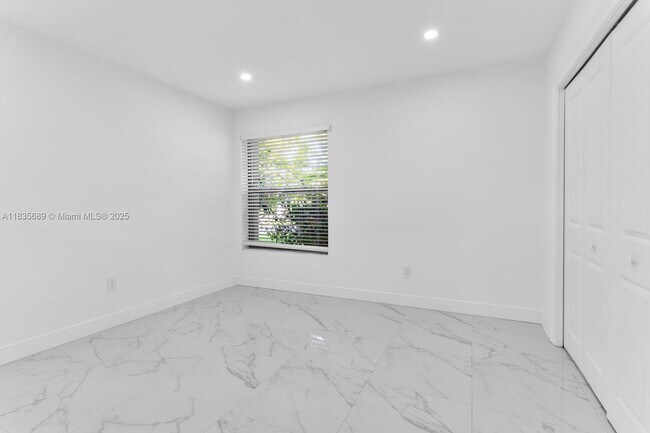 Building Photo - 7860 SW 180th St
