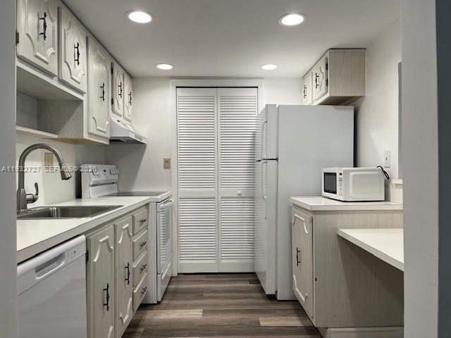 Building Photo - 120 Lakeview Dr