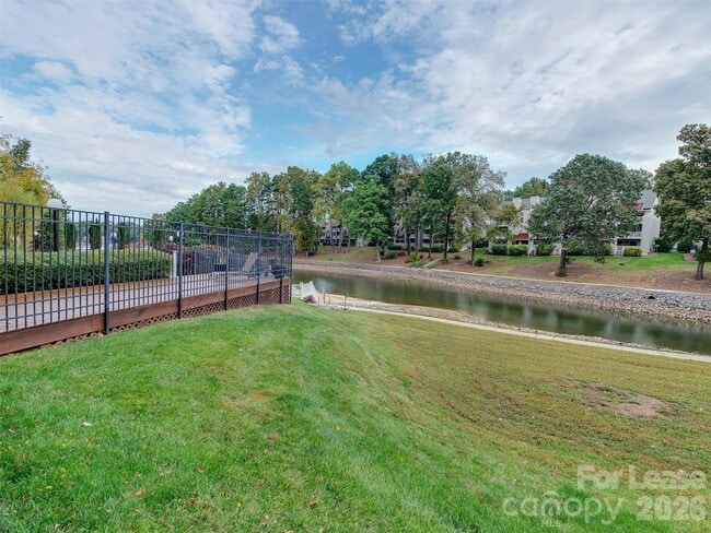 Building Photo - 19827 Henderson Rd