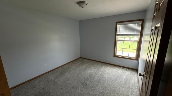 Building Photo - 2472/2474 Millview