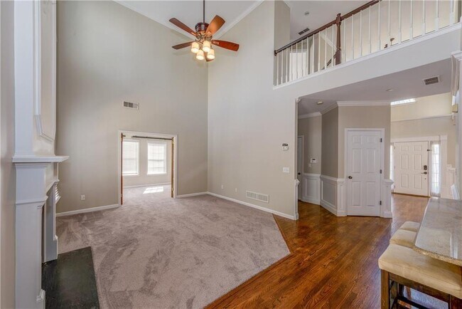 Building Photo - 2020 Chelton Way SE