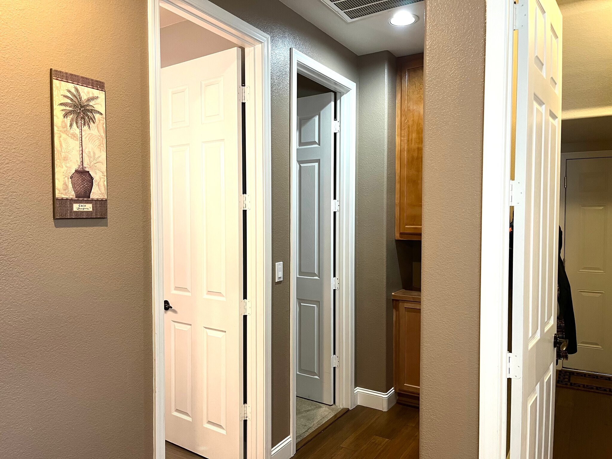 Building Photo - 7729 Villa Gabriela Ave