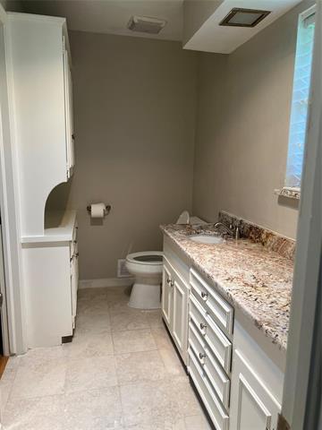 Building Photo - 7135 Blairview Dr