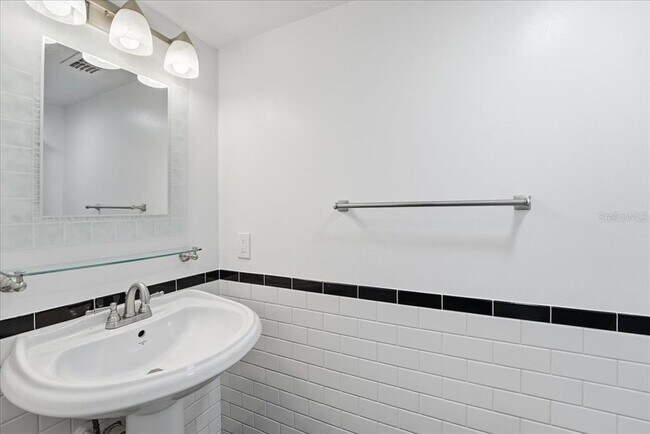 Building Photo - 295 Sandlewood Trail