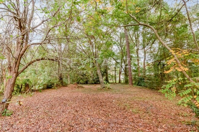 Building Photo - HALF-DEPOSIT SPECIAL! Updated 2 Bed/1 Bath Home in Mobile!