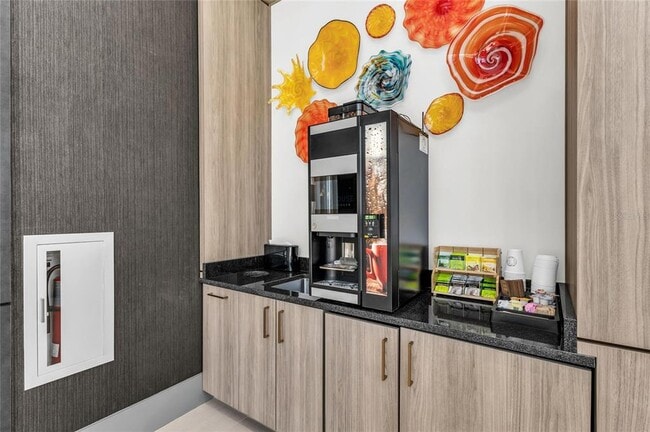 Building Photo - 275 1st Ave S