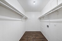 Building Photo - 3131 Southwest Fwy