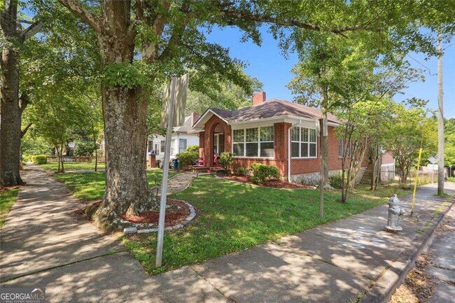 Building Photo - 203 Winter Ave