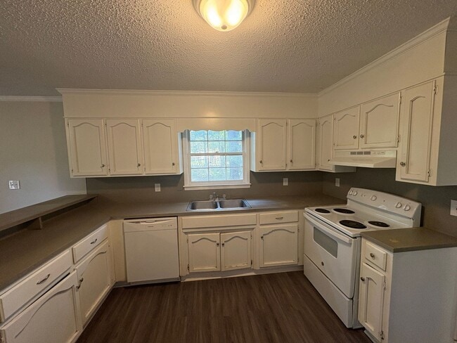 Building Photo - 7871 Genery Trail