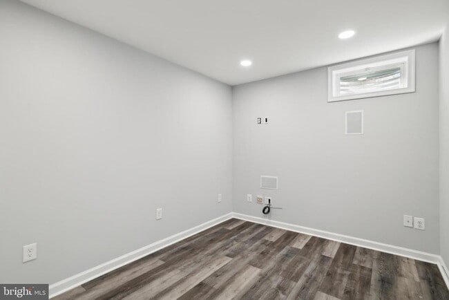 Building Photo - 6606 Lafayette Ave
