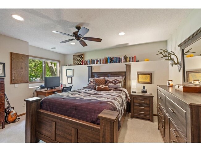 Building Photo - 9378 Olympia Dr