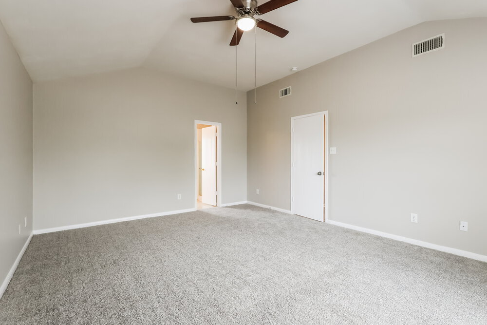 Building Photo - 25306 Barmby Dr