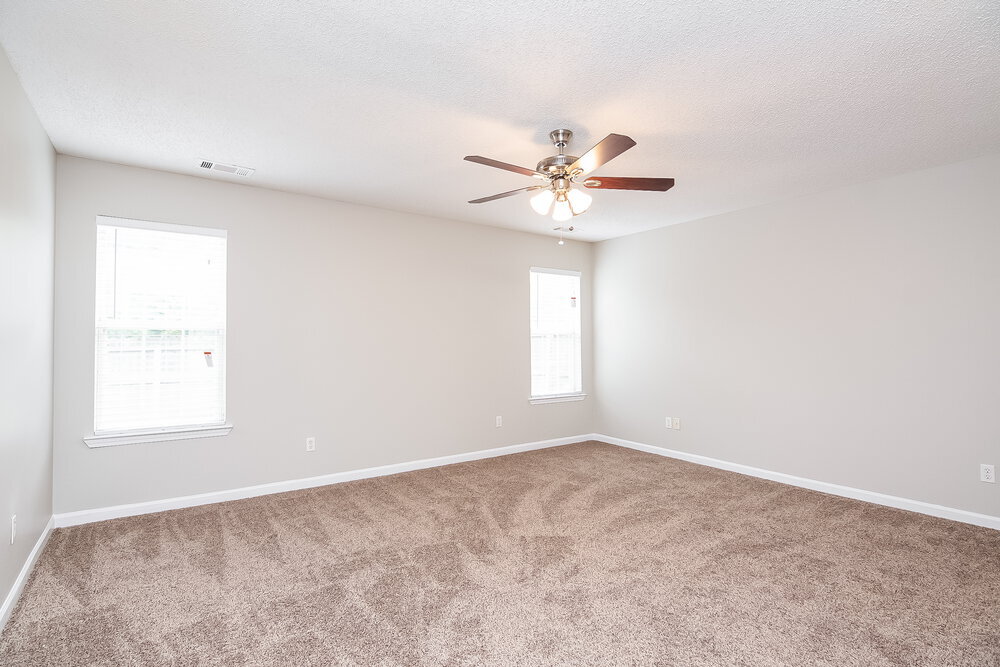 Building Photo - 4834 Graham Lake Dr