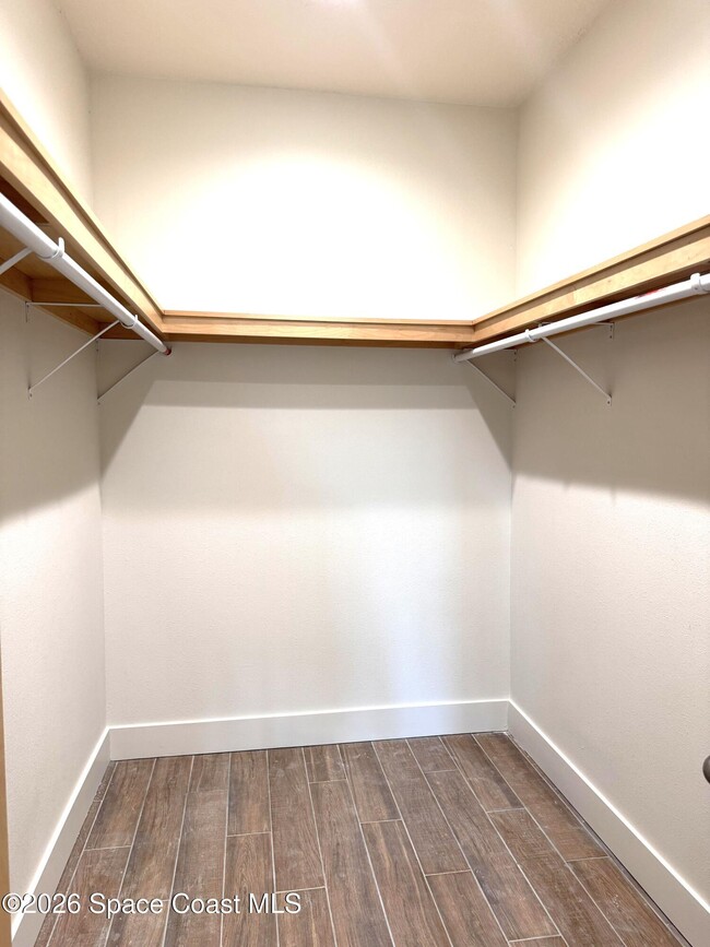 Building Photo - 2891 Edington Dr