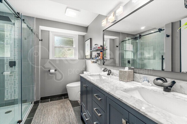 Building Photo - 313 Falconridge Way