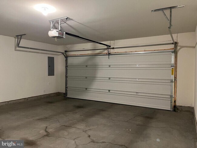 Building Photo - 195 Rappahannock Run