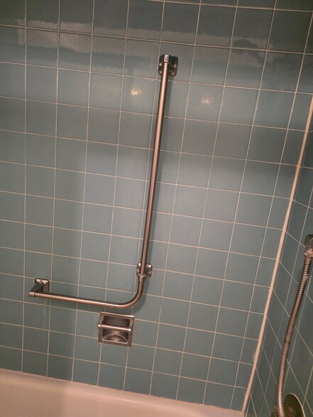 Shower - 78 Overlook Way